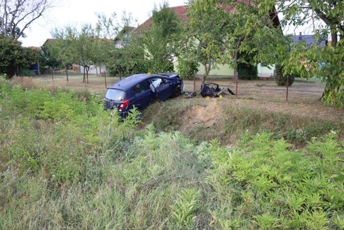 Stravičan prizor u Stupniku: Auto sletio s ceste, dvoje teško ozlijeđeno